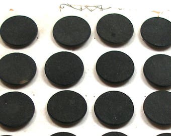 1910s BUTTONS, 23 on original card. 3/4".