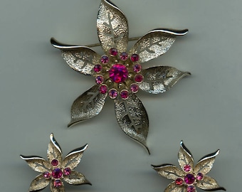 Sarah Coventry "Fashion Flower" Set in Pinks- C. 1967