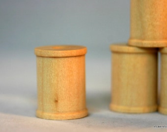 24 Wooden Spools 1" tall x 3/4" wide with 1/4" hole
