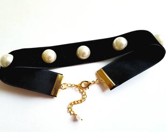Pearl Choker Necklace, Black Velvet Boho Necklace, 90s Jewelry, Grunge, Retro