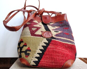 Kilim Purse Shoulder Bag Wool vintage kilim handbag Turkish striped design vintage Kilim Calf leather Boho purse