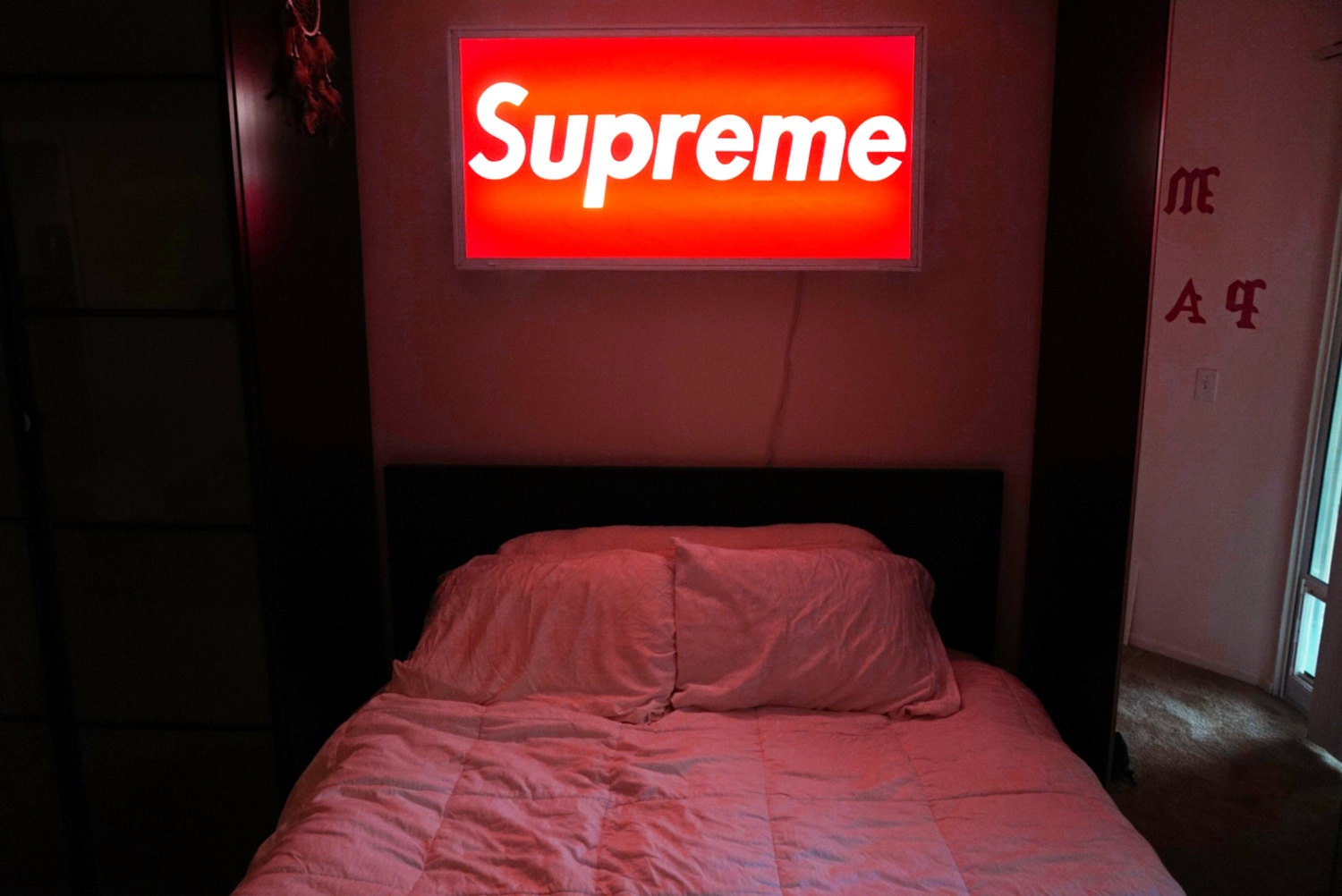4ft Led Shop Light >> Supreme Inspired LED Lightbox Sign for Home 4ft Led Shop Light >> Supreme Inspired LED Lightbox Sign for Home