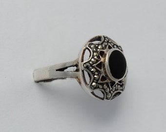 Onyx and marcasite ring and sterling silver, onyx vintage ring, onyx rings, vintage rings, onyx rings, onyx and marcasite, onyx, vintage