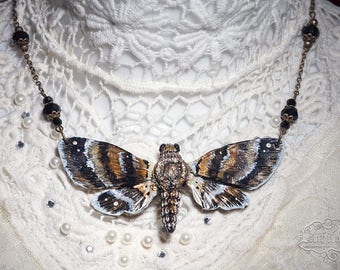 Moth Necklace 10cm