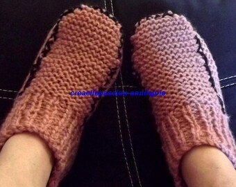 adult shoes, old rose color border with Black Interior, size 37/40 hand knitted