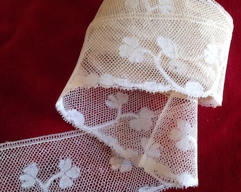 Very beautiful fine antique bobbin lace