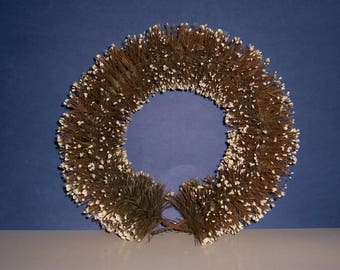 Vintage Green Bottle Brush Wreath, 1950's