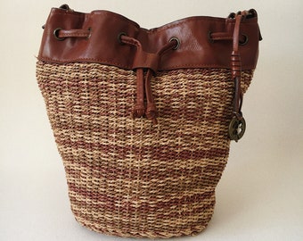 Woven Straw Bucket Bag / Straw Woven Bag / Market Bag / Sisal Bucket Bag / Paper Woven Crossbody / Lucky Brand Bucket Bag