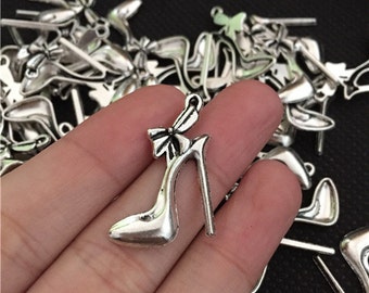 BULK 50 Stiletto Shoe Charms Antique Silver Tone High Heel Shoe Charm WS8056