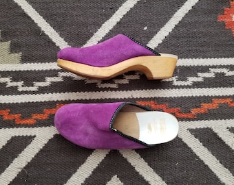 Vintage Clogs made in Denmark- wooden sole - Suede clog - purple clog - 70s Bohemian Style - vintage mule