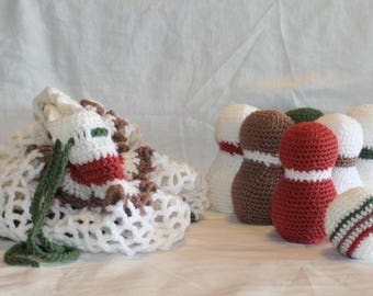 Hand-made crochet classic bowling game