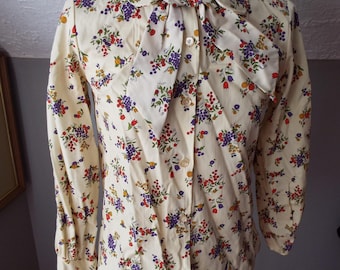 Vintage Long Sleeve Floral Print Blouse