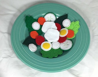 Felt Play Food Salad with Dressing 21 Piece Set