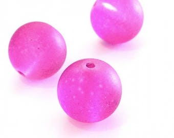 X 20 frosted glass 12mm beads