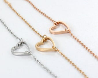 Gold Heart Bracelet - Heart Charm - Mothers Gift - Sisters Gift- Bridesmaid Gift - Wedding - Gift for her