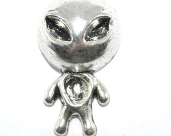 2 pendant/charm/Charms Martian Alien extraterrestrial silvertone REF:2 / 52