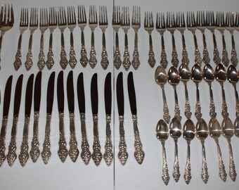 68 Pieces 1847 Rogers Bros Silverplate Flatware Renaissance