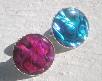 Large fuchsia abalone shell ring