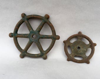 2 Rusty Antique Metal Handles . Knobs . Retro Decor . Iron Metal . Vintage Garden