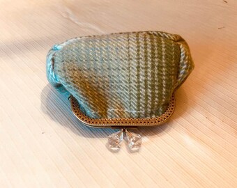 Diamond hasp kisslock coin purse in blue and green wool plaid