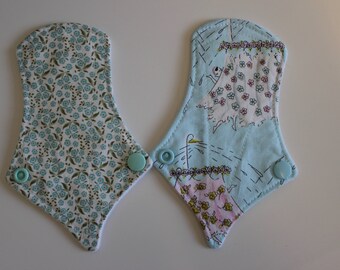 set of two 6" thong liners - forget me nots & singing in the shower