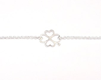 Steling silver bracelet with four-leaf clover
