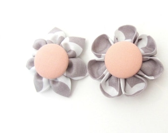 Set of 2 Flower Magnets in Grey Quatrefoil & Peach, Fridge Magnets, Magnetic, Fabric Flower, Kanzashi Flower, Bulletin Board Magnet