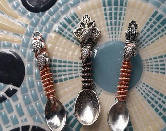 Turtles mini spoon copper wire wrapped pendant