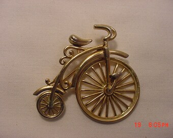 Vintage Bicycle Brooch 18 - 748