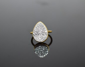 Druzy Ring,White Druzy,Oval Drusy, Sterling Silver,Drusy,Statement Ring,Handcrafted, Round,Iridescent,Quartz.birthday gift,agate ring