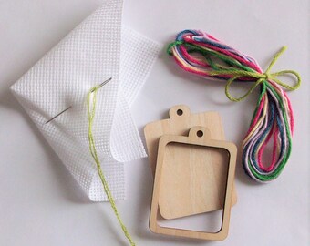 Kit DIY frame embroidery set, pendant mini frame set, embroidery frame set , wood mini frame kit, mini frame, mini wood frame, pendant