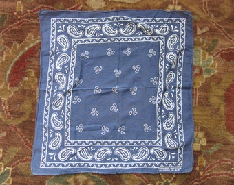 Navy Blue Paisley Guaranteed Fast Color 100% Cotton Bandana / 50s 60s, White, Made in USA, RN 14193, All Cotton