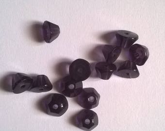 Set of 345 purple pyramid beads