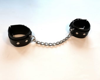 BDSM WRIST CUFFS, Hands Restraints, Handmade Leather Wristbands with Chain.