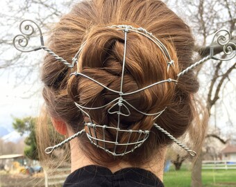 Skull & Crossbones Bun Cover