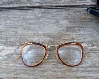 Vintage 1940/1950s gold plated and faux tortoise eyeglasses with box