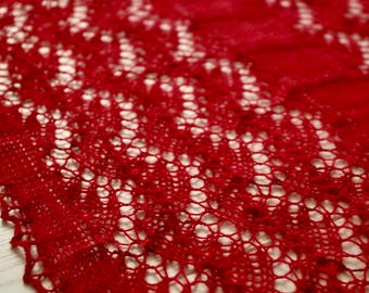 Lace shawl knitting pattern "Pure and Simple"