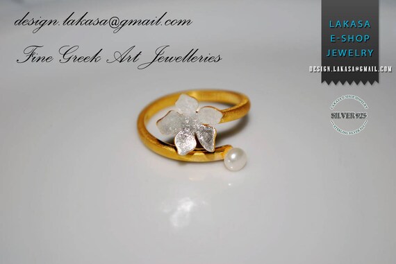 Freshwater Pearl Flower Ring Sterling Silver Gold plated Handmade Jewelry Best Gift Ideas Floral Design Love Anniversary Woman Girlfriend