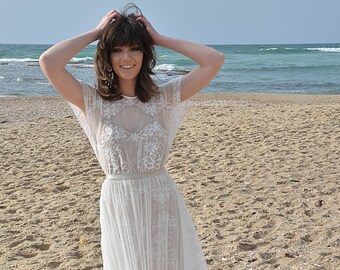Bohemian wedding dress, boho wedding dress, lace wedding dress, lace gown, romantic wedding dress, beach wedding dress, lace