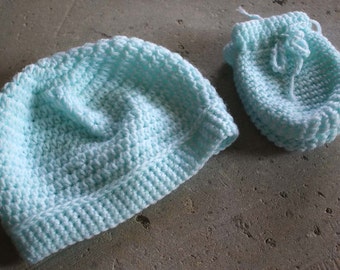 Preemie baby hat/glove sets size 6 pounds