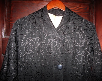 Vintage 1950s-60s Black Swirly Patterned Embroidered Brocade Swing Coat Sm