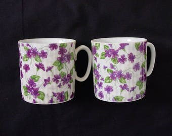 TWO Purple Violets Mug Cup Pair Vintage Porcelain Desk Organizers BIRTHDAY FRIENDSHIP Gift (Lot of 2) Backstamped in Gold #209 (MR5)