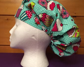 Women’s adjustable bouffant surgical scrub hat.