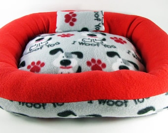 Medium, I Woof You, Dog bed, Washable pet bed, Cat bed, oval pet bed, Puppy bedding, Kitten bed, Kennel bedding, Plush Fleece pet bed