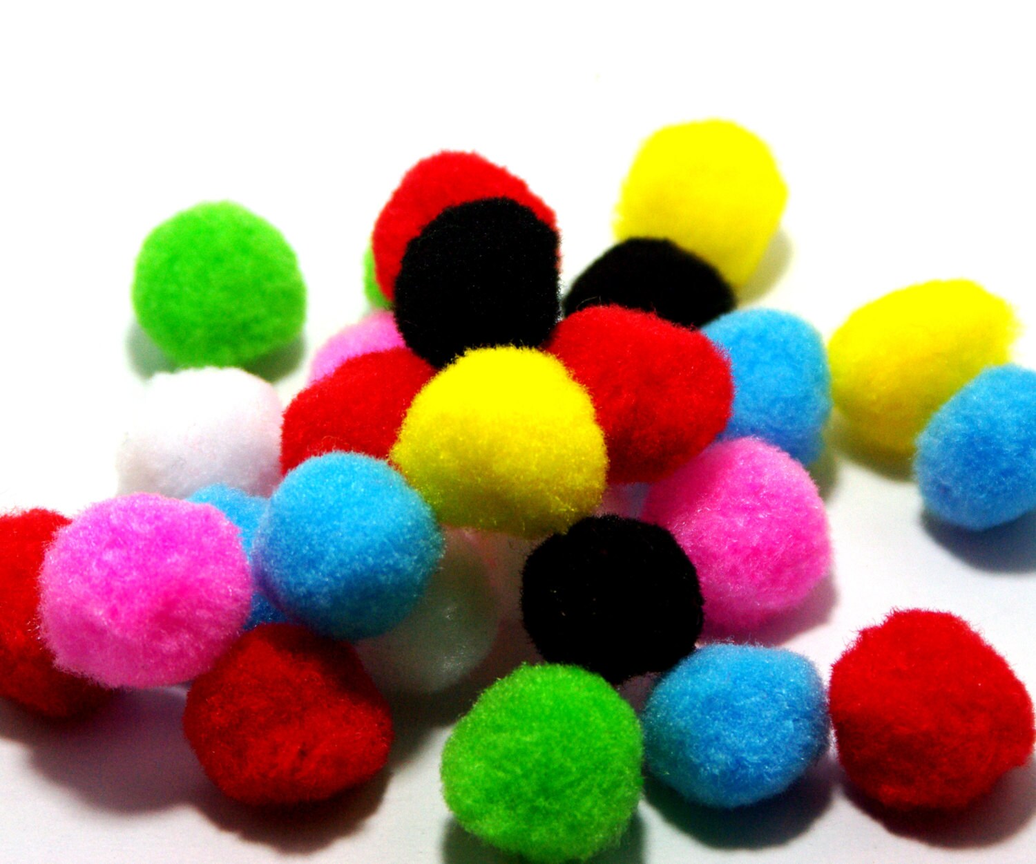 image pompom balls crafts