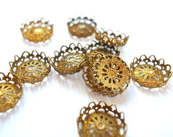 6 VINTAGE flower cap beads, metal lace design 16mmx4mm height