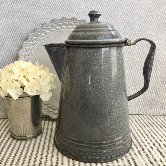Pretty 8 Gray Enamelware Coffee Pot With Attached Lid Pretty 8 Gray Enamelware Coffee Pot With Attached Lid