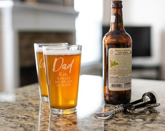 Fathers Day Pint Glass - Dad Pint Glass - Beer Glass - Personalized Pint - Custom Beer Glass - Best Dad Ever - Super Dad - Deer Beer Glass