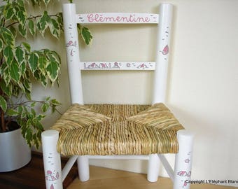 White straw Chair to name