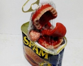 Zombie, zombie sculpture, sculpture, spam, custom, custom sculpture, horror, horror sculpture